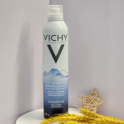 Xịt khoáng Vichy