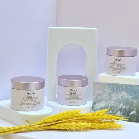 Kem dưỡng ẩm trắng da se khít lỗ chân lông The Fresh Rose Deep Hydration Face Cream